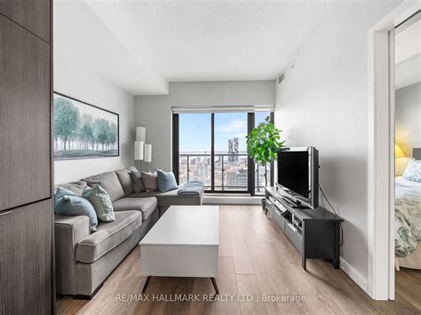 159 Dundas St E Toronto On Zillow