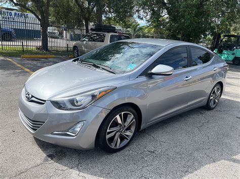 2016 Hyundai Elantra Brochure 2016 Hyundai Elantra Brochure