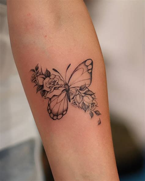 25 Feminine Butterfly Tattoo Ideas For Women