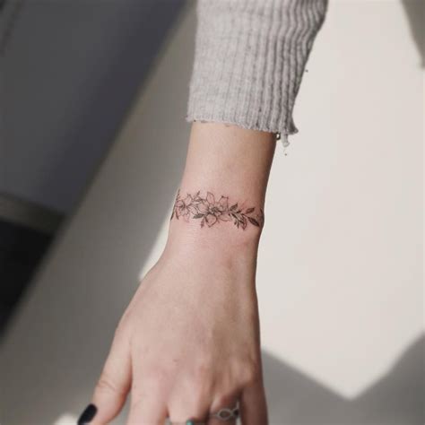 300 Small Wrist Tattoos Ideas For Girls 2022 Women Wristband Designs 300 Small Wrist Tattoos Ideas For Girls 2022 Women Wristband Designs