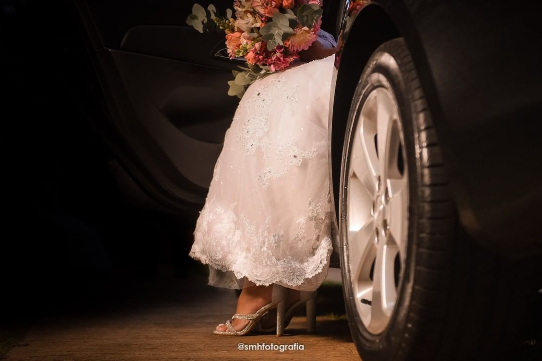 A Dan A Dos Noivos Um Dos Momentos Mais Esperados Da Festa Neste Momento Os Noivos Trocam