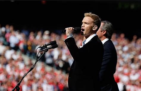 Afl World Reacts To Cody Simpson S National Anthem Ahead Of Grand Final Sydney Swans Vs