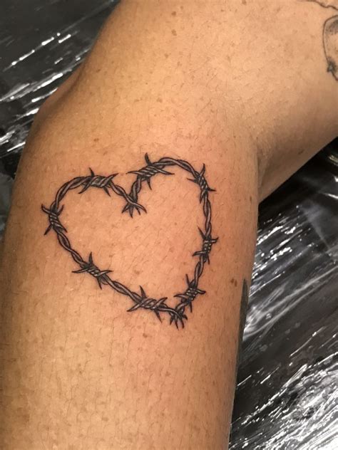 Barbed Wire Heart Tattoo Tattoo Ideas