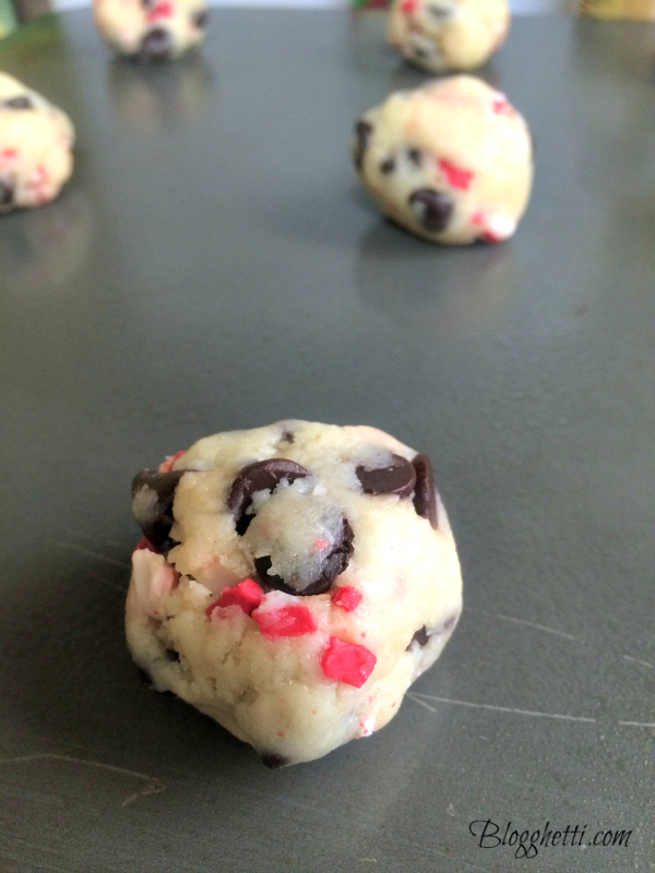 Chocolate Chip Peppermint Crunch Cookies Recipe Chocolate Chip Peppermint Crunch Cookies Recipe