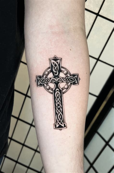 Cross Tattoo On Hand Small Cross Tattoos Celtic Cross Tattoos Cross