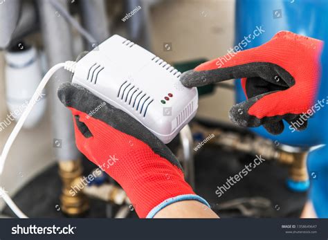 Detecting Gas Leak Royalty Free Images Stock Photos Amp Pictures Detecting Gas Leak Royalty Free Images Stock Photos Amp Pictures