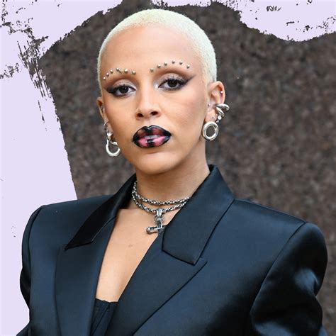 Doja Cat Has Something To Say About Her Amp Quot Pretty Amp Quot New Caramel Hair Color