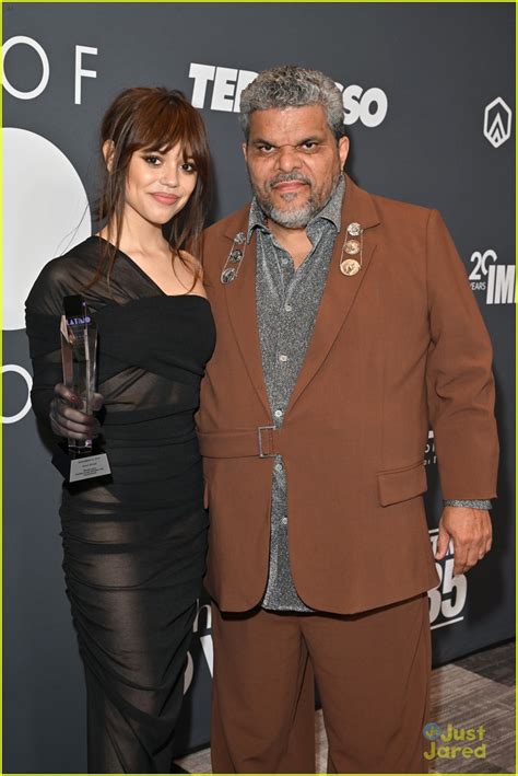 Full Sized Photo Of Jenna Ortega Receives Rising Star Award Presented By Tb Dad Luis Guzman 08