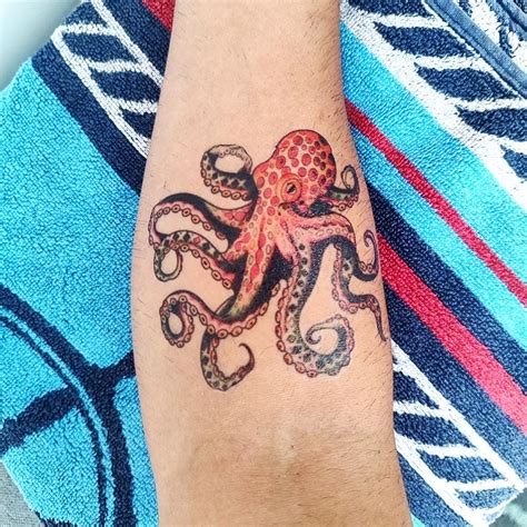 Giant Octopus Tattoo Designs