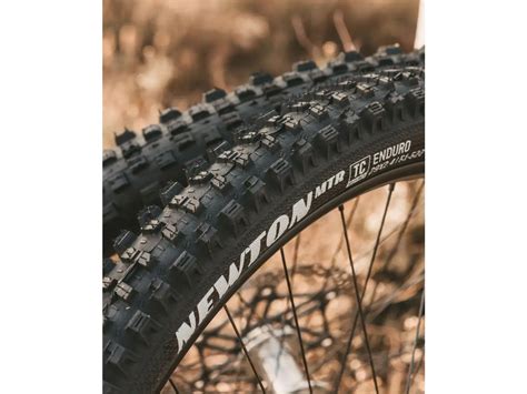 Goodyear Newton St Dh Ultimate 27 5X2 4 61 584 Bikemarkt Mtb News De Goodyear Newton St Dh Ultimate 27 5X2 4 61 584 Bikemarkt Mtb News De