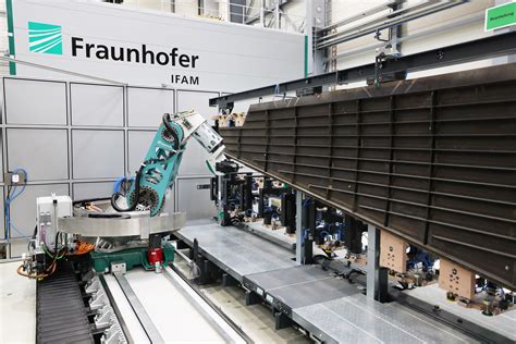 High Precision Processing Robot With Innovative Drive Train Made In Lower Saxony L Germany