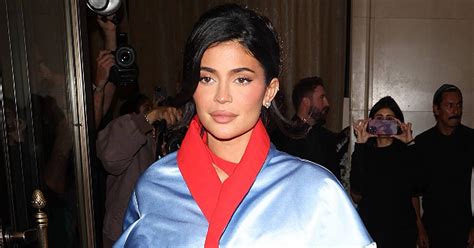 Kylie Jenner Lifts Lid On Teen Pregnancy Nightmare I Wore Sweatpants Every Day