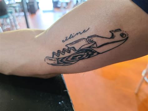 My First Tat Already Want More Done By Anthony Pereira Three Kings