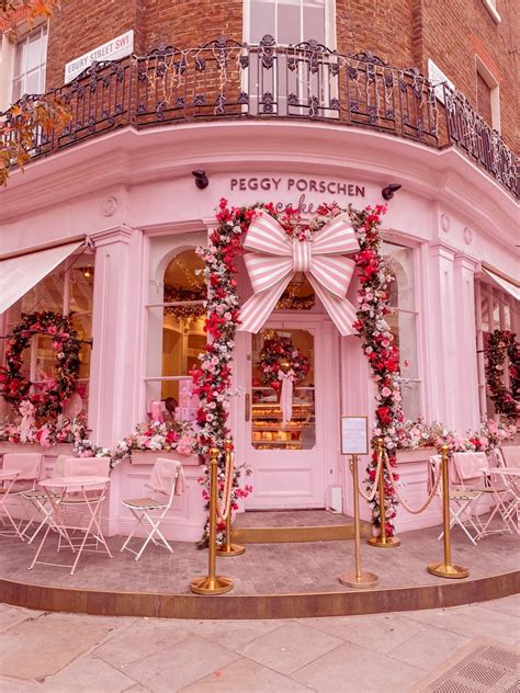 Peggy Porschen Christmas In Belgravia London