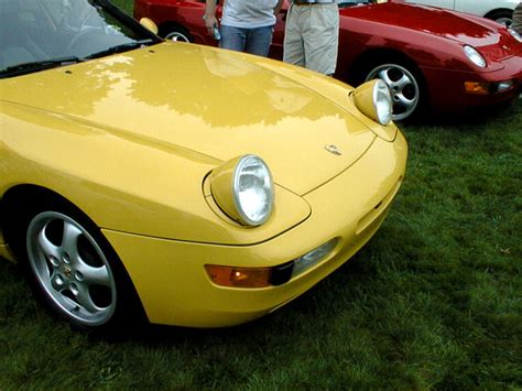 Porsche 968 Flip Headlight