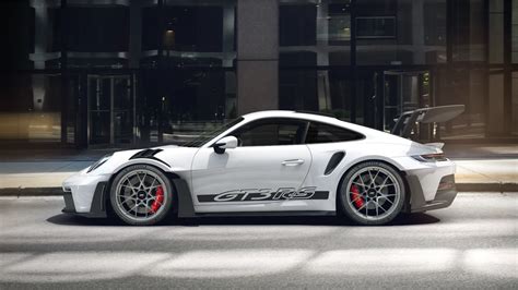 Porsche Gt3 Rs Low Angle