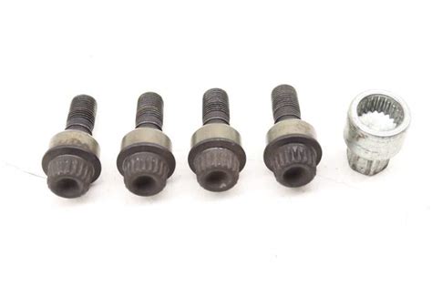 Porsche Locking Lug Nut Bolt Set W Key 911 Macan Wht006979a