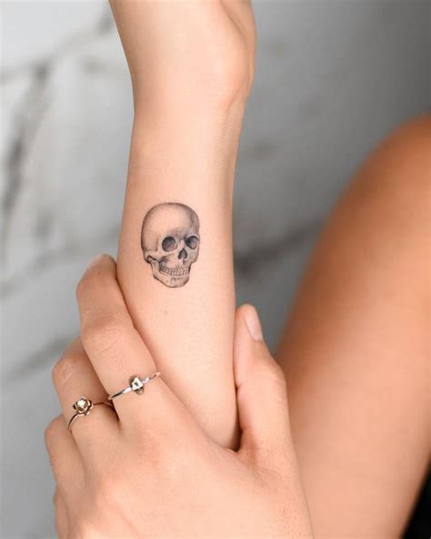 Skull Wrist Tattoo For Girls Skull Wrist Tattoo For Girls