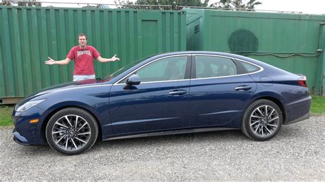 The 2020 Hyundai Sonata Is A Shockingly Quirky Midsize Sedan Youtube