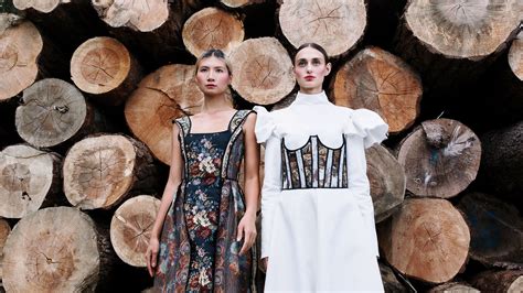 The Iconic Fashion Trend Making A Grand Comeback This Year Funidus