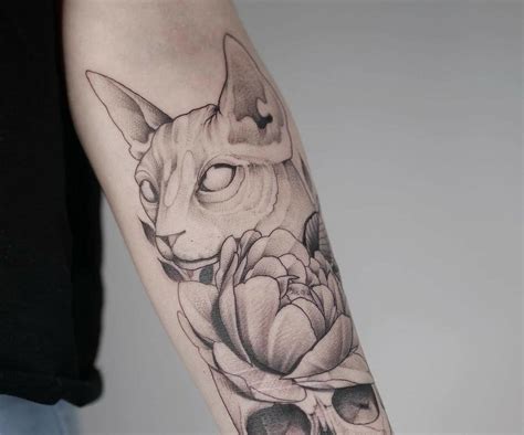 The Mystique Of Sphynx Cat Tattoos Symbolism Trends And Ethical